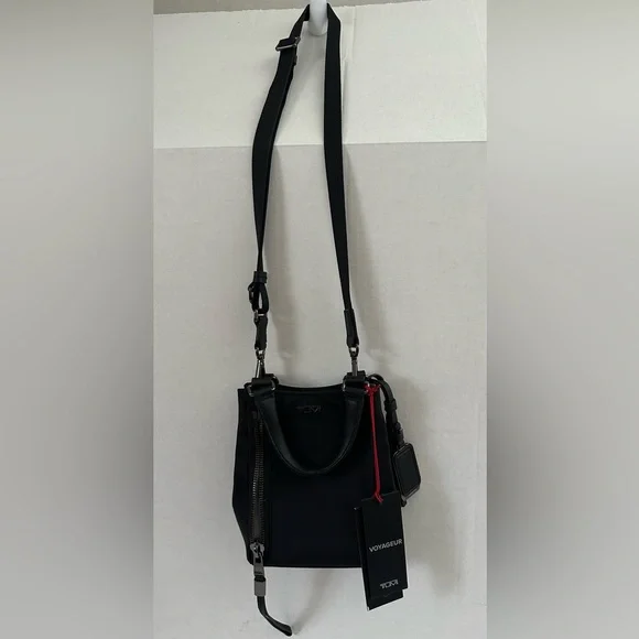 NWT - TUMI Voyageur VALETTA North South Crossbody Bag with Gunmetal Hardware - Picture 2 of 14